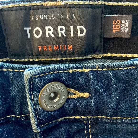 Demure! TORRID Premium Sky High Skinny SZ 16S - Picture 6 of 9